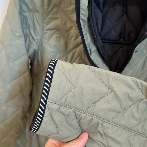 Northface Jacket - Picture 7 of 13